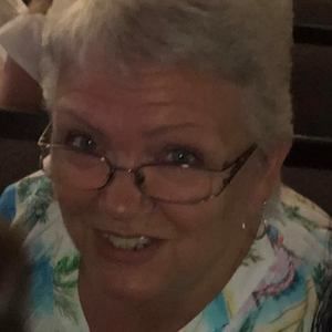 Meet your Posher, Mitzi